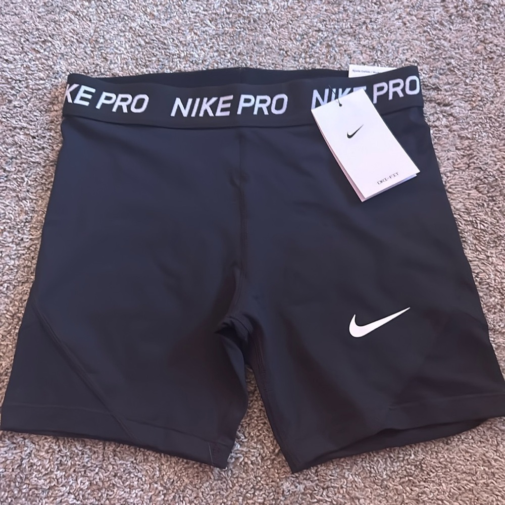 NWT Nike pro shorts